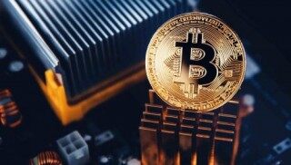 Bitcoin Whal在价格波动中购买1590 BTC下一步是什么
